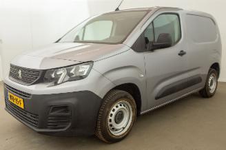 damaged commercial vehicles Peugeot Partner 1.5 BlueHDI Airco 65.599 km Pro 2020/3