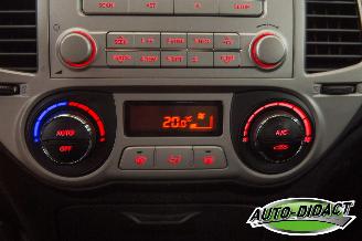 Hyundai I-20 1.4i Clima i-Catcher picture 9
