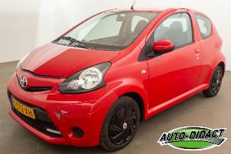 Unfallwagen Toyota Aygo 1.0 VVT-i Airco 79.200 km Comfort 2013/3