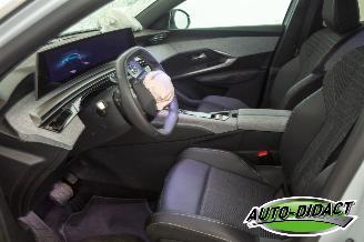 Peugeot e-3008 73 kWh 48.790 km NAP Allure Avantage 210 picture 23