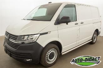 Vaurioauto  commercial vehicles Volkswagen Transporter 2.0 TDI Airco 70.919 km NAP L1H1 2022/12