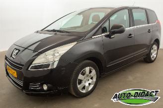 Avarii autoturisme Peugeot 5008 1.6 VTi 7p. Navi Clima Blue Lease 2011/2