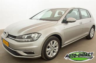 Vaurioauto  passenger cars Volkswagen Golf 1.0 TSI Navi Clima 108.391 km NAP Comfortline 2018/11