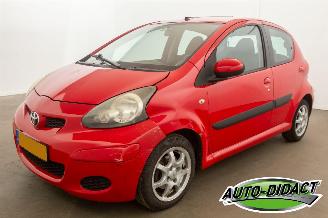 skadebil auto Toyota Aygo 1.0-12V Automaat Airco Comfort 2009/5