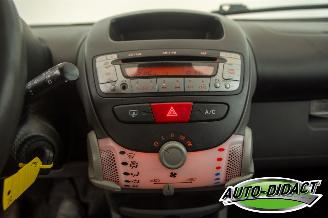 Toyota Aygo 1.0-12V Automaat Airco Comfort picture 9