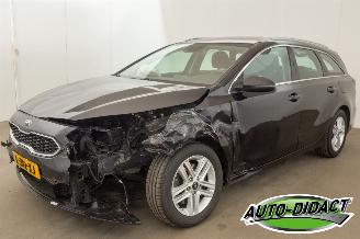 Auto incidentate Kia Ceed 1.0 T-GDi Navi Camera Clima DynamicLine 2021/8