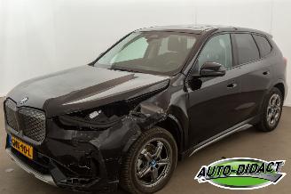 damaged passenger cars BMW iX1 eDrive20 67 kWh Navi Camera 43.936 km NAP 2024/10