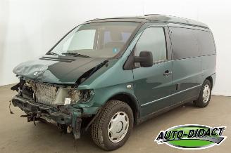damaged campers Mercedes  Vito 112 CDI Camper Automaat 2002/8