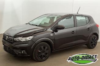 krockskadad bil auto Dacia Sandero 1.0 TCe Navi Camera 93.330 km Comfort 2022/12