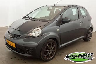 Schadeauto Toyota Aygo 1.0-12V Airco Comfort 2006/10