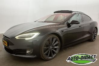 Unfallwagen Tesla Model S 75D Base AWD 386kW Pano Leder 122.475 km 2018/3