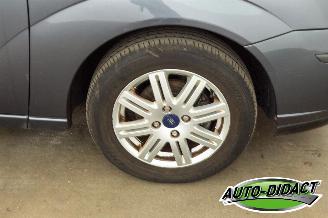 Ford Focus Wagon 1.6-16V Futura picture 33