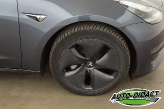 Tesla Model 3 Long Range AWD 75 kWh picture 30