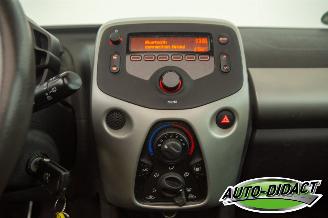 Peugeot 108 Cabrio 1.0 VTi Airco Active Top picture 9