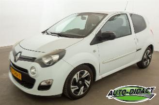 skadebil auto Renault Twingo 1.2 16V Airco Collection 2012/4