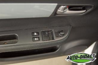 Suzuki Swift 1.3 Clima Bandit picture 12