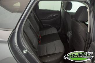 Hyundai I-30 1.5 Hybrid Automaat Navi Camera Clima picture 24