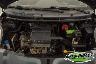 Toyota Yaris 1.3 VVT-i Airco Sol picture 28