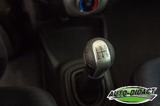 Toyota Yaris 1.3 VVT-i Airco Sol picture 10