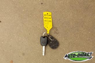 Peugeot 107 1.0-12V Airco picture 20