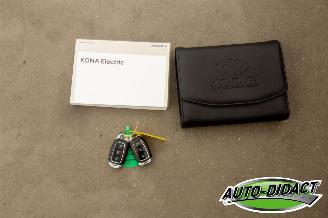 Hyundai Kona 64 kWh EV Comfort Camera Clima picture 28