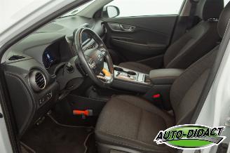Hyundai Kona 64 kWh EV Comfort Camera Clima picture 24