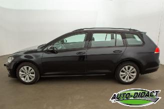 Volkswagen Golf 1.6 TDI 81kW Navi Clima Trendline picture 38