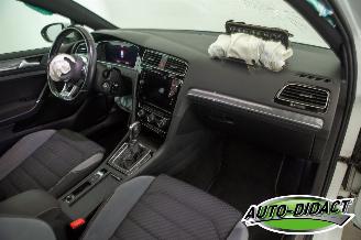 Volkswagen Golf 1.5 TSI Automaat Pano Digi Dash Navi Clima Business R Highline picture 20
