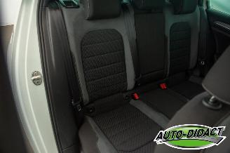 Volkswagen Golf 1.5 TSI Automaat Pano Digi Dash Navi Clima Business R Highline picture 23