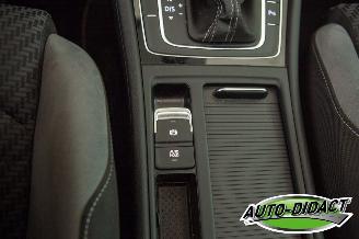 Volkswagen Golf 1.5 TSI Automaat Pano Digi Dash Navi Clima Business R Highline picture 13