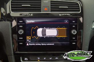 Volkswagen Golf 1.5 TSI Automaat Pano Digi Dash Navi Clima Business R Highline picture 10