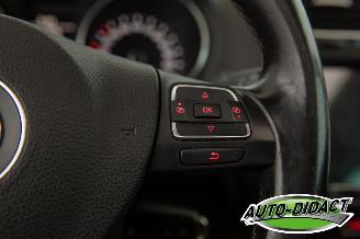 Volkswagen Golf 1.2 TSI BlueMotion Highline picture 14