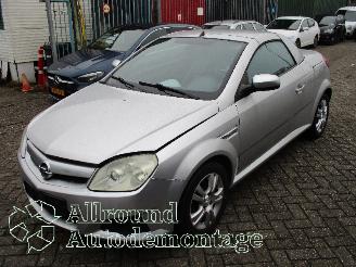 Uttjänta bilar auto Opel Tigra Tigra Twin Top Cabrio 1.4 16V (Z14XEP(Euro 4)) [66kW]  (06-2004/12-201=
0) 2006