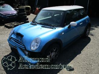 Autoverwertung Mini Mini Mini Cooper S (R53) Hatchback 1.6 16V (W11-B16A) [120kW]  (03-2002/09-=
2006) 2004