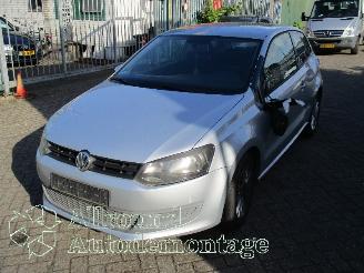 Dezmembrări autoturisme Volkswagen Polo Polo V (6R) Hatchback 1.2 12V (CGPB(Euro 5)) [44kW]  (06-2009/05-2014)= 2010