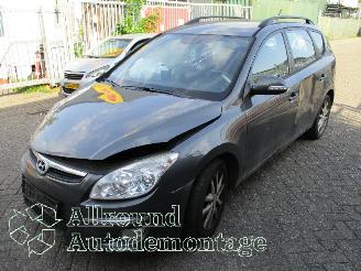 Auto da rottamare Hyundai I-30 i30 Crosswagon (WWH) Combi 1.6 CVVT 16V (G4FC-G) [93kW]  (02-2008/06-2=
012) 2009