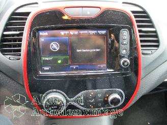 Renault Captur Captur I (2R) SUV 1.2 TCE 16V EDC (H5F-412(H5F-G4)) [87kW]  (01-2016/.=
=2E.) picture 11
