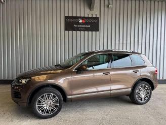 skadebil auto Volkswagen Touareg V6 3.0 TDI Panorama / Leder / Stand-Hz 2011/6