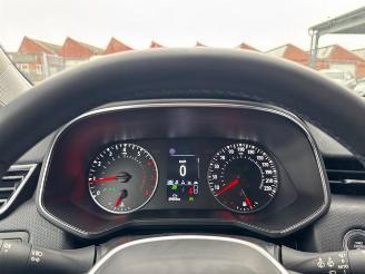 Renault Clio V Experience Navigation / LED picture 16