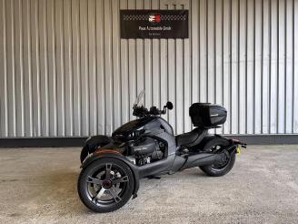 škoda motocykly Can-Am   2021/8