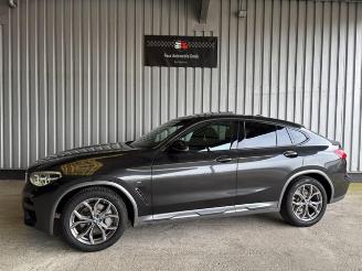 Vaurioauto  passenger cars BMW X4 xDrive 25 d M Sport Panorama 2018/12