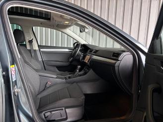 Skoda Superb Combi Ambition DSG / Panorama picture 14