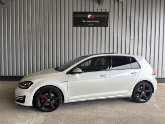 bruktbiler auto Volkswagen Golf VII Lim. GTD Panorama / Sound-System 2016/8