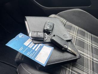 Volkswagen Golf VII Lim. GTD Panorama / Sound-System picture 17