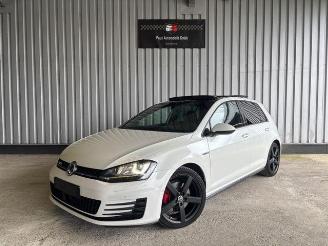 Volkswagen Golf VII Lim. GTD Panorama / Sound-System picture 2