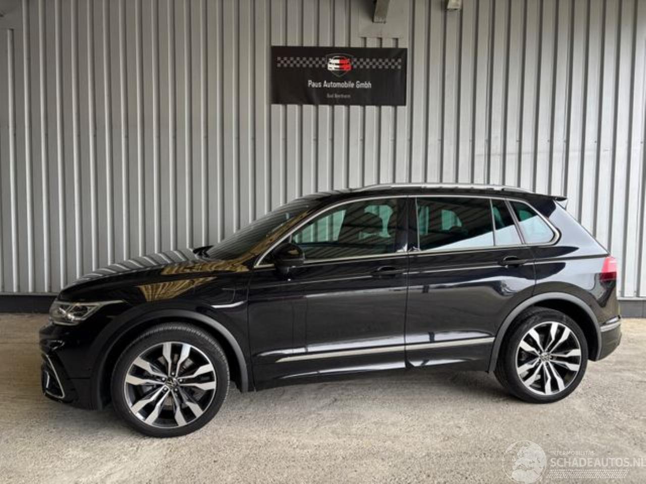 Volkswagen Tiguan R-Line eHybrid Panorama / Voll Leder