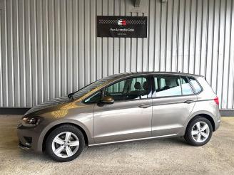 škoda osobní automobily Volkswagen Golf Sportsvan VII 1.6 TDI Comfortline 2014/11