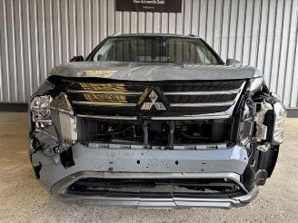 Mitsubishi Outlander 2.4 PHEV 4WD Top Panorama / VOLL picture 17