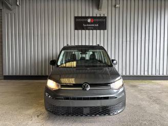 Volkswagen Caddy Life 2.0 TDI 5-Sitzer / DSG / Navigation picture 8