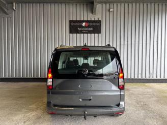 Volkswagen Caddy Life 2.0 TDI 5-Sitzer / DSG / Navigation picture 9